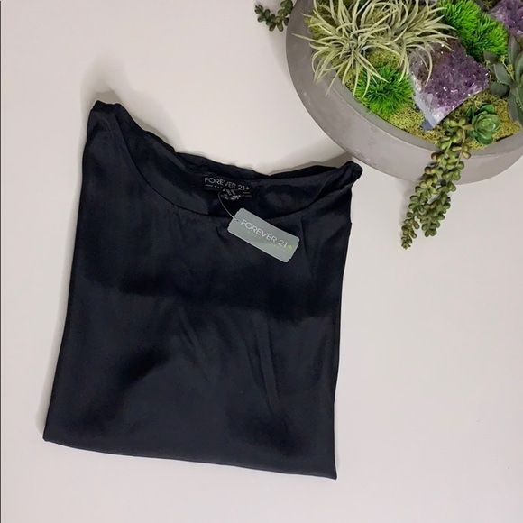 Forever 21 Cuffed Micro Sleeve Shirt black solid plus size 3XL women nwt new - Picture 1 of 8